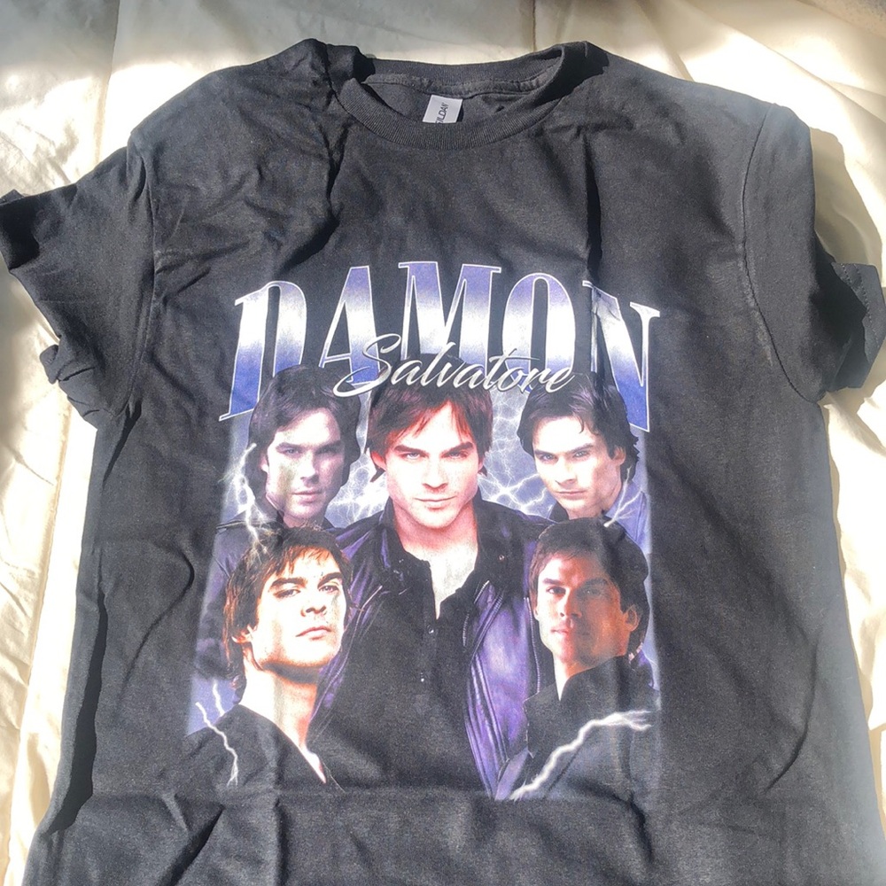 Damon Salvatore tee